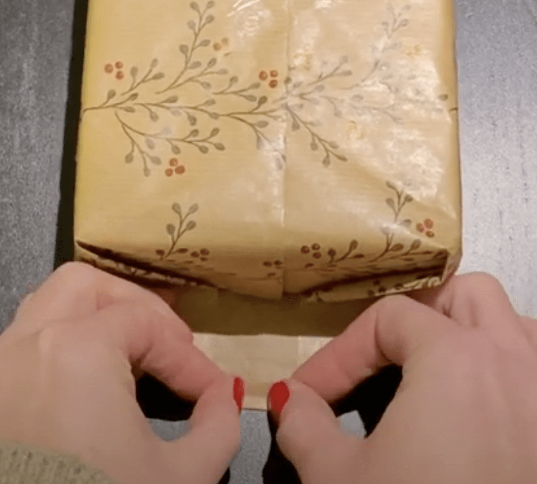 slå in paket